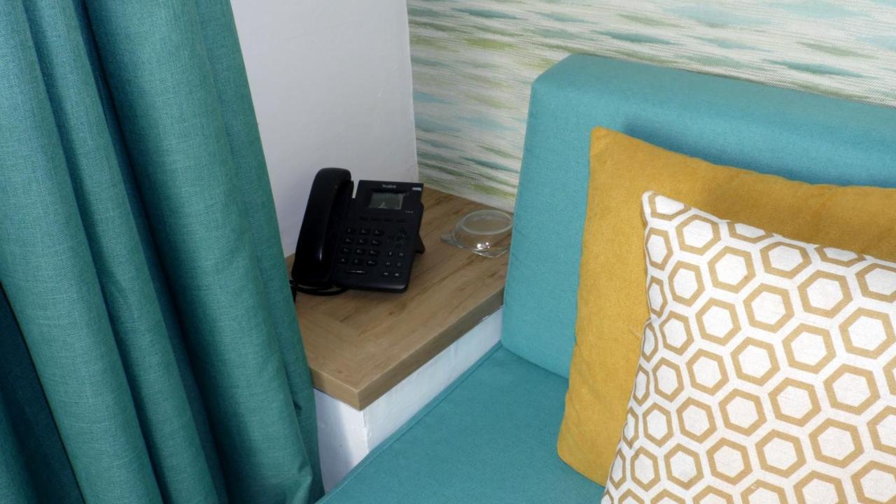 One-Bedroom Bungalow
