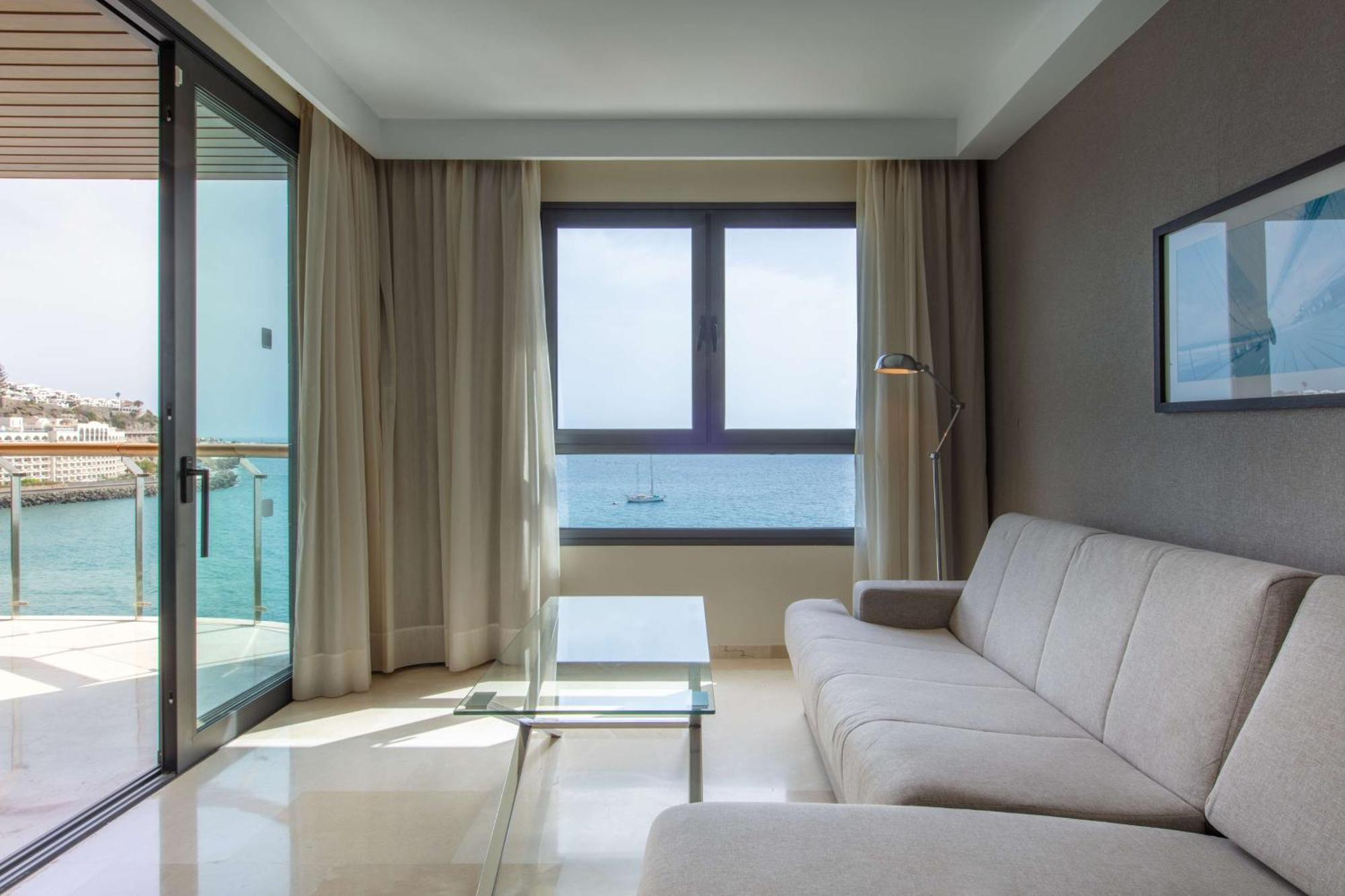 Superior Suite 1 Bedroom & Sea View