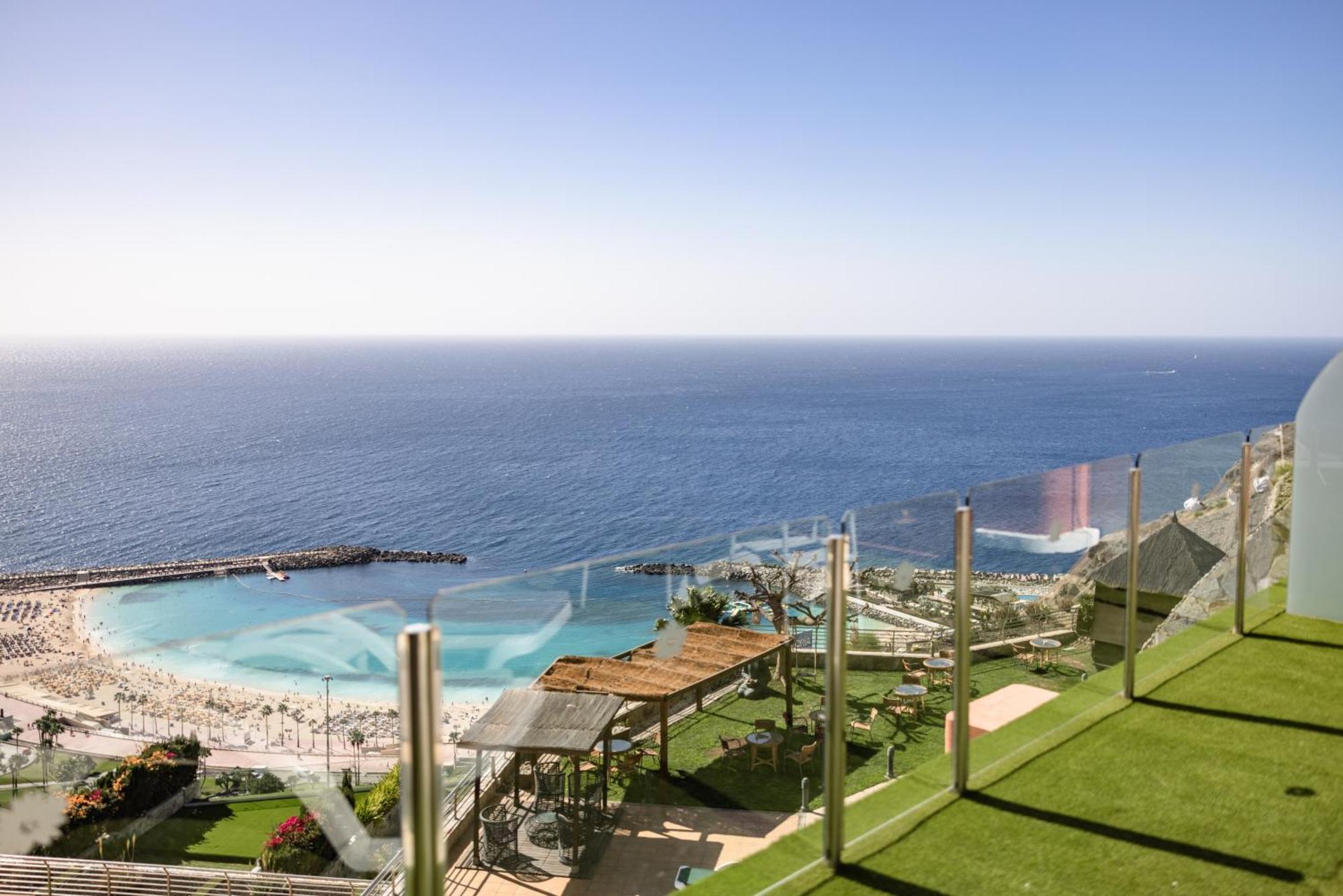 Top Floor Premium Apartment Sea View