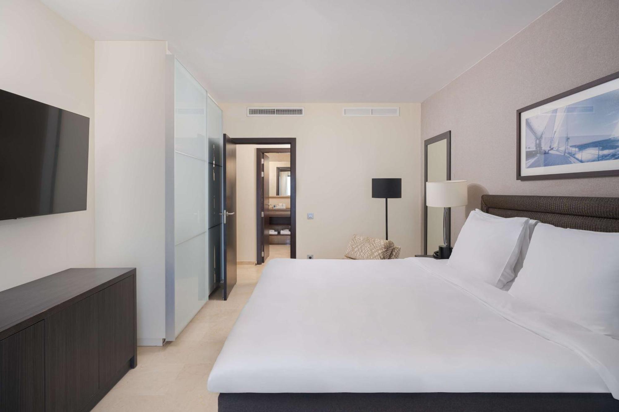 Superior Suite 1 Bedroom & Sea View