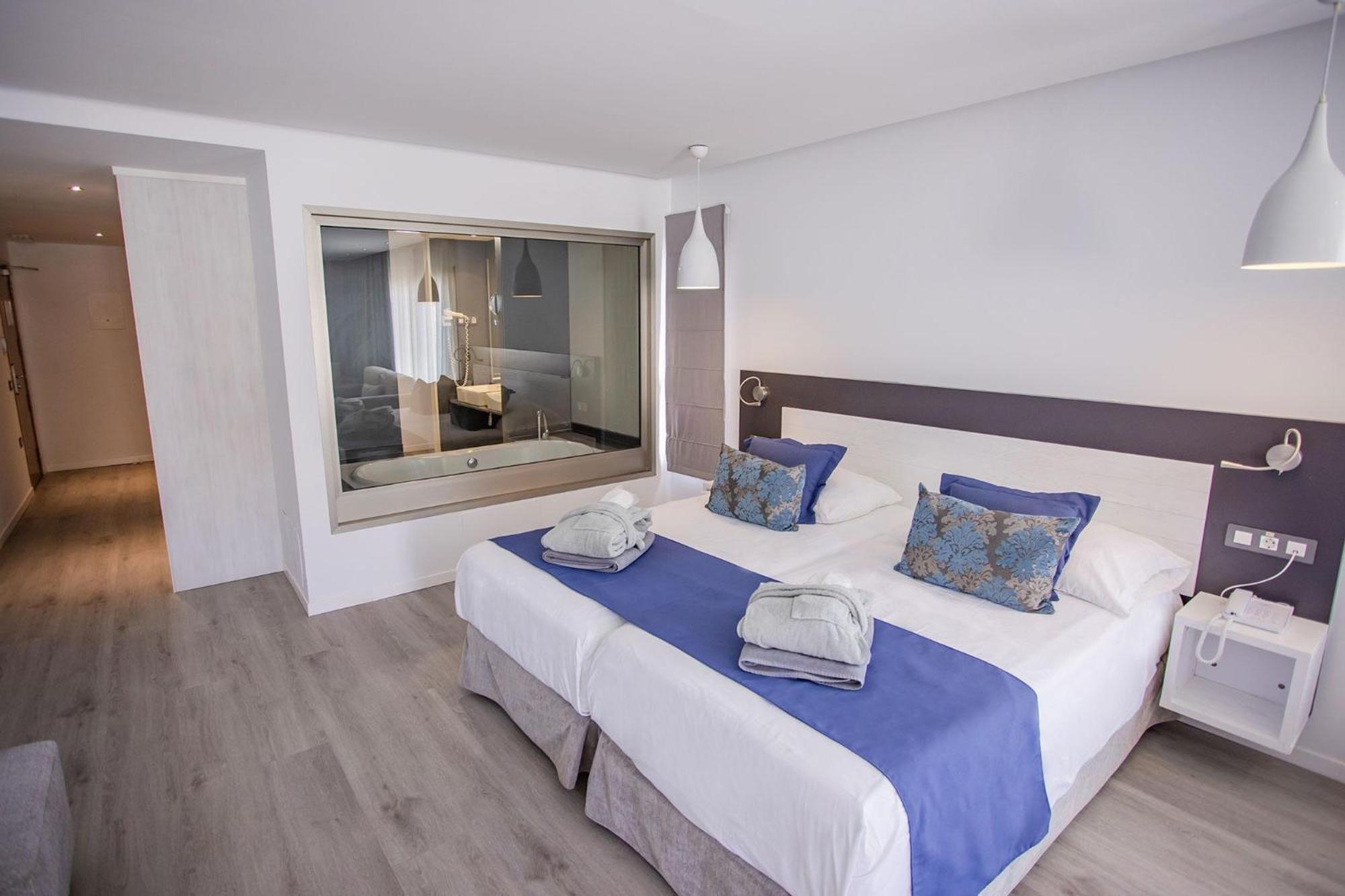 Suite Balcony High Floor