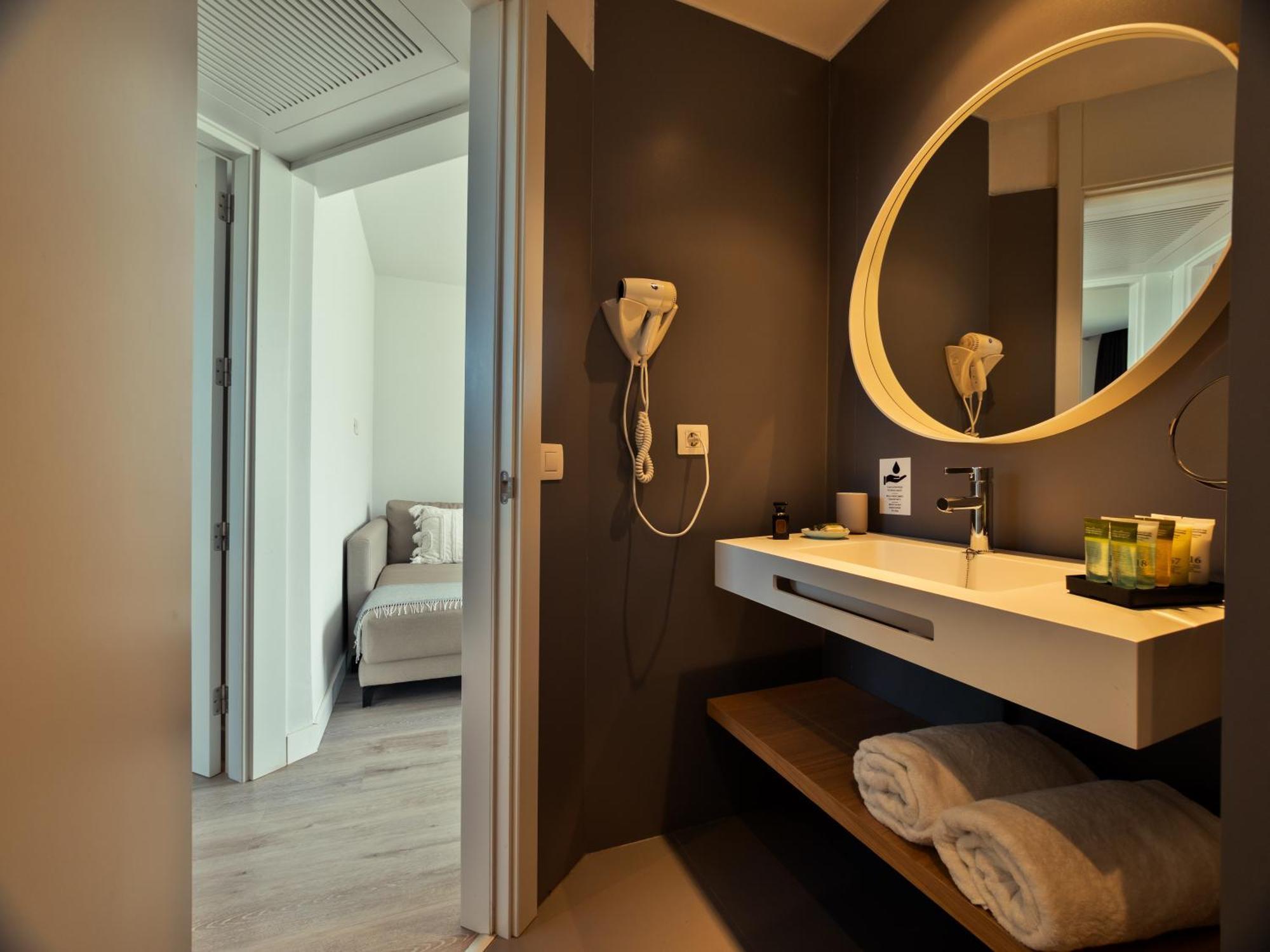 Two-Bedroom Suite