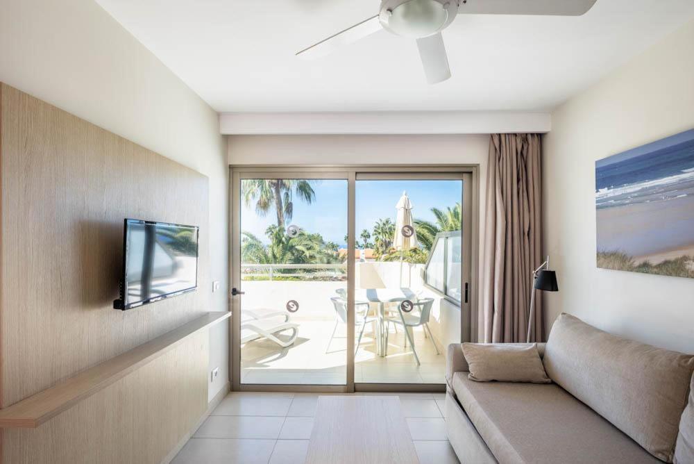 Classic One Bedroom Apartment Balcony or Terrace