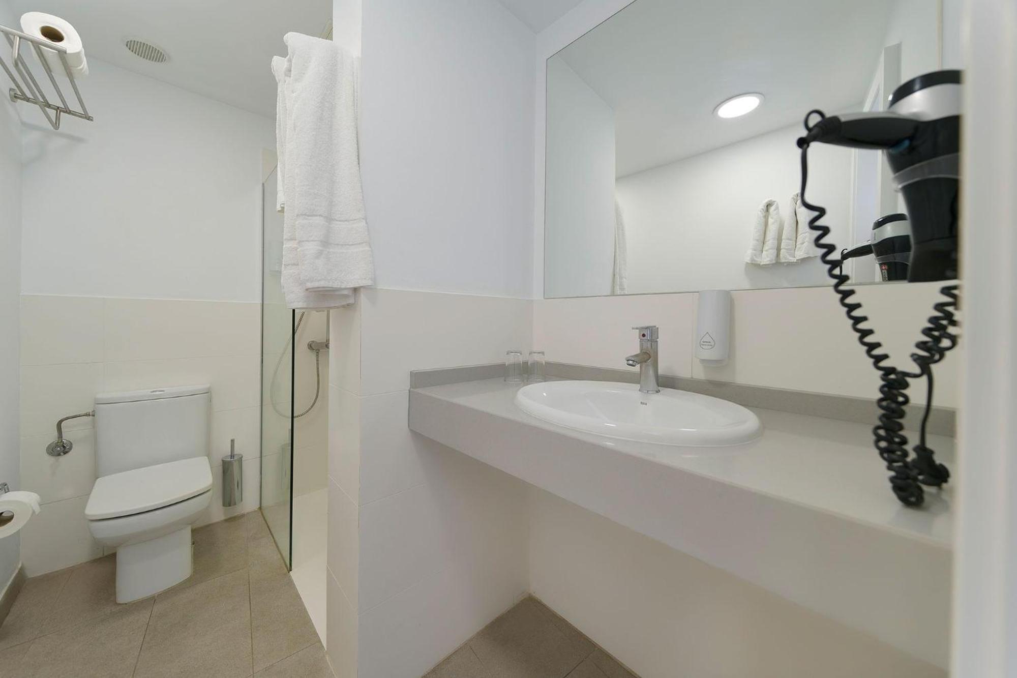 One Bedroom Apartment Balcony 18