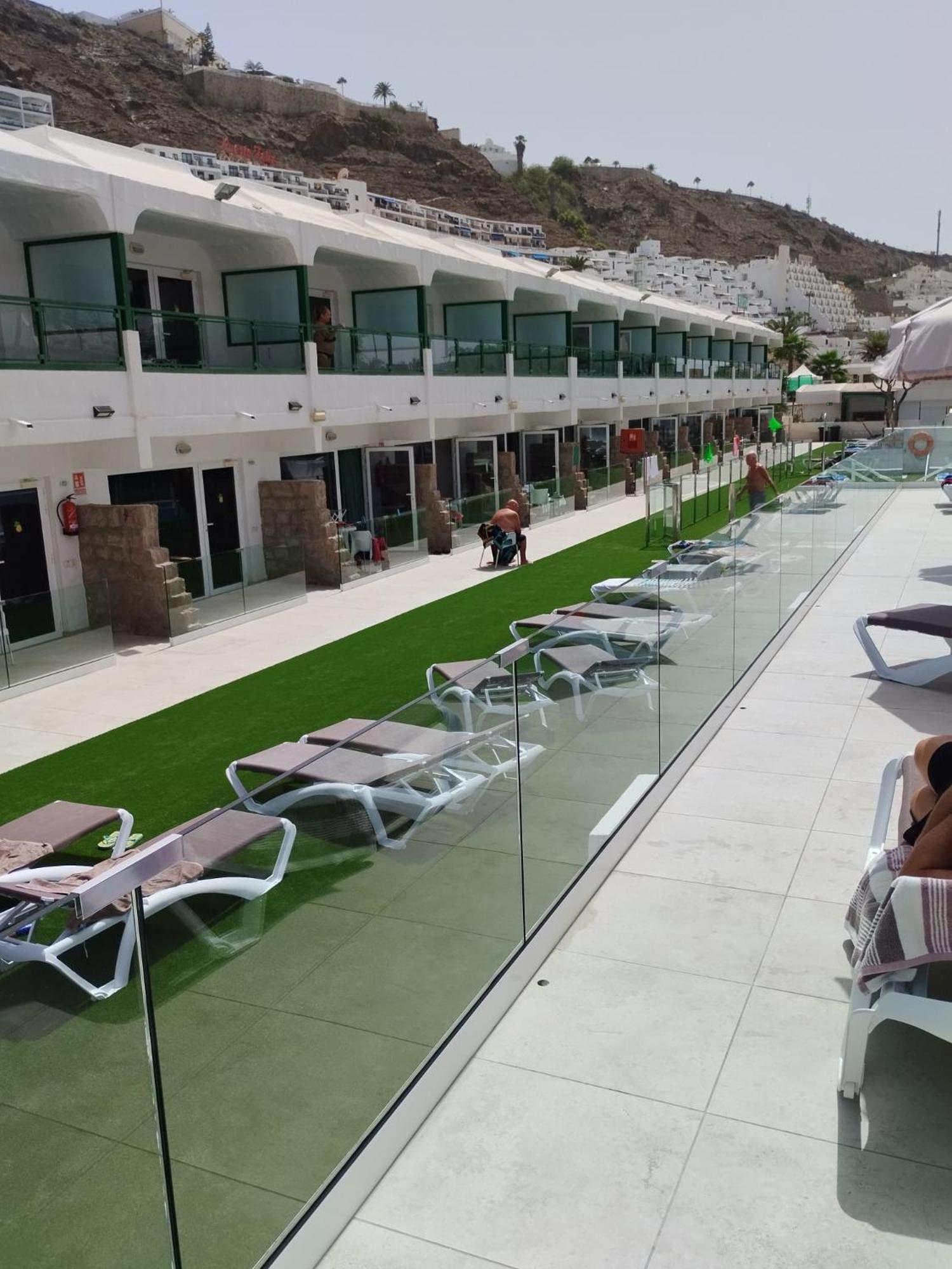 One-Bedroom Apartment Pool View