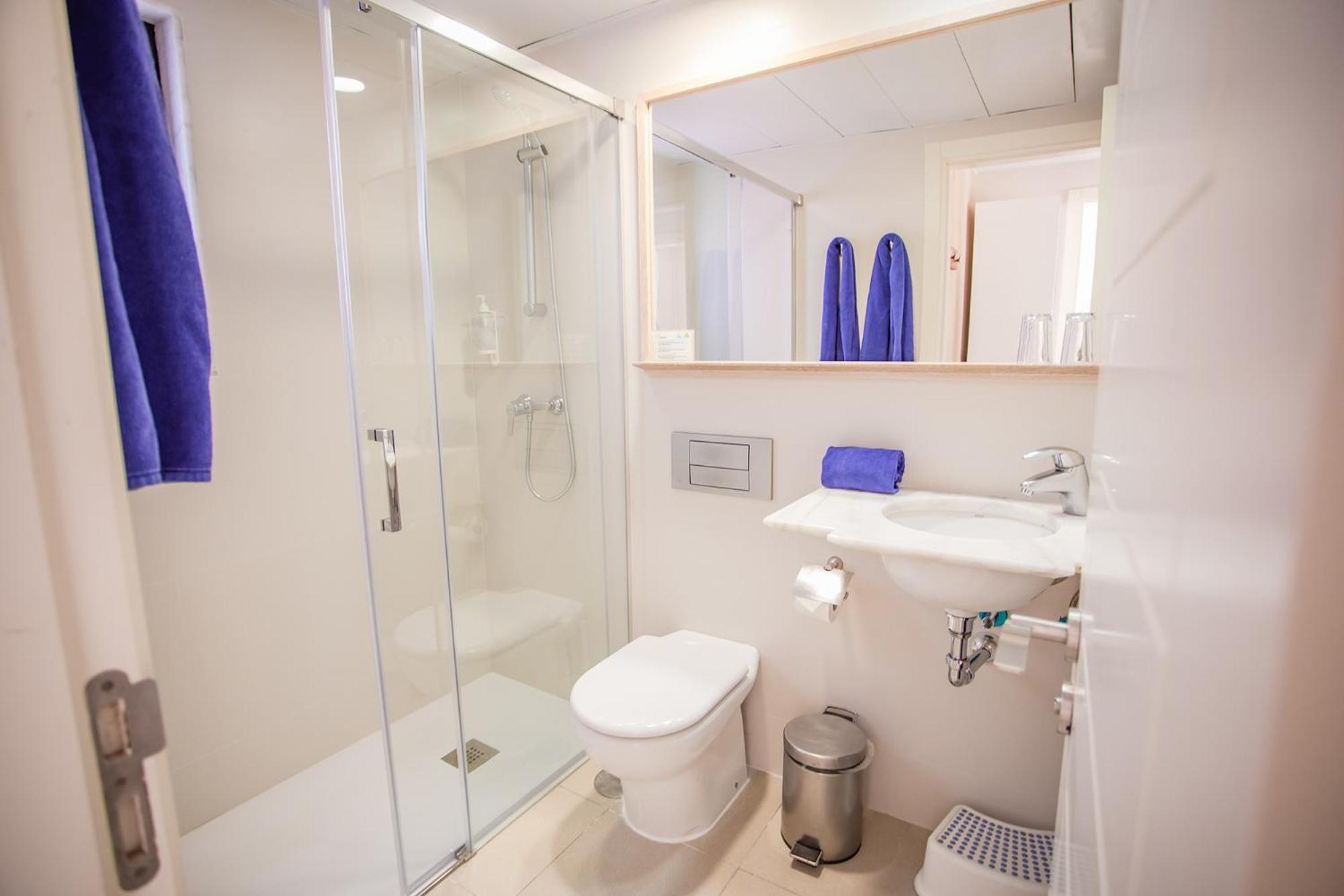 Classic 1 bedroom apartment