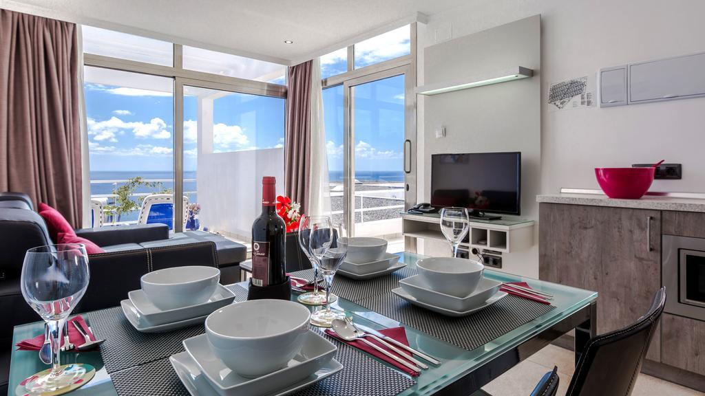 Superior One-Bedroom Apartment Sea View