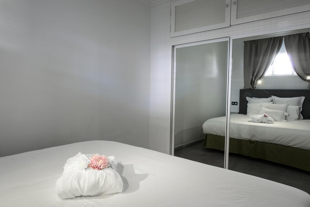 Superior One-Bedroom Apartment