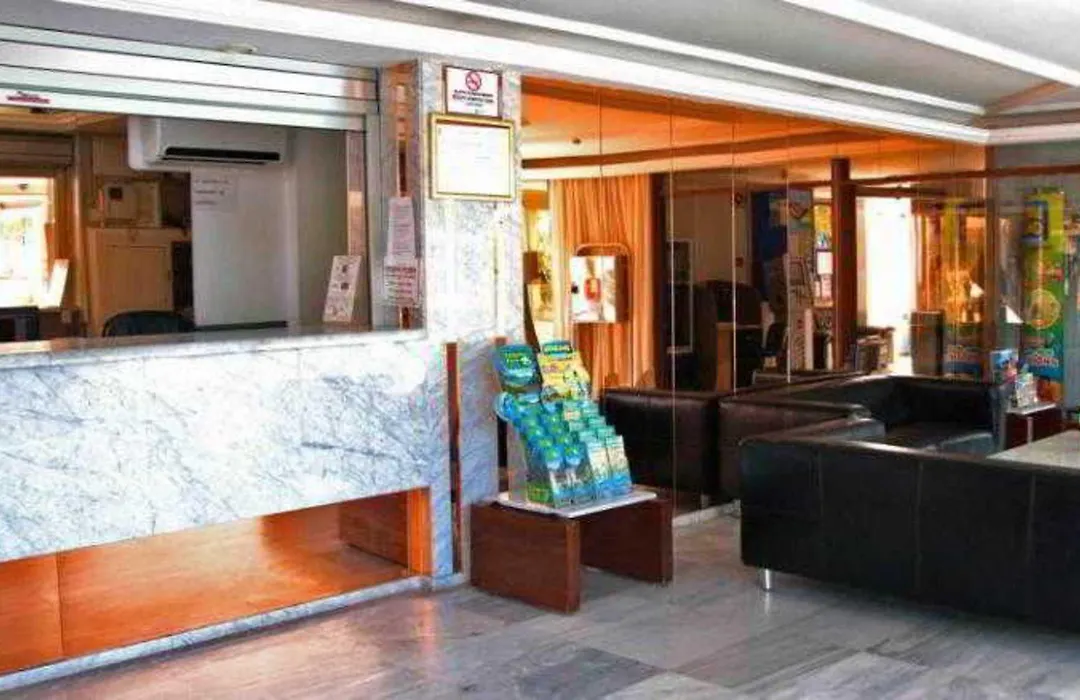 Las Arenas-1