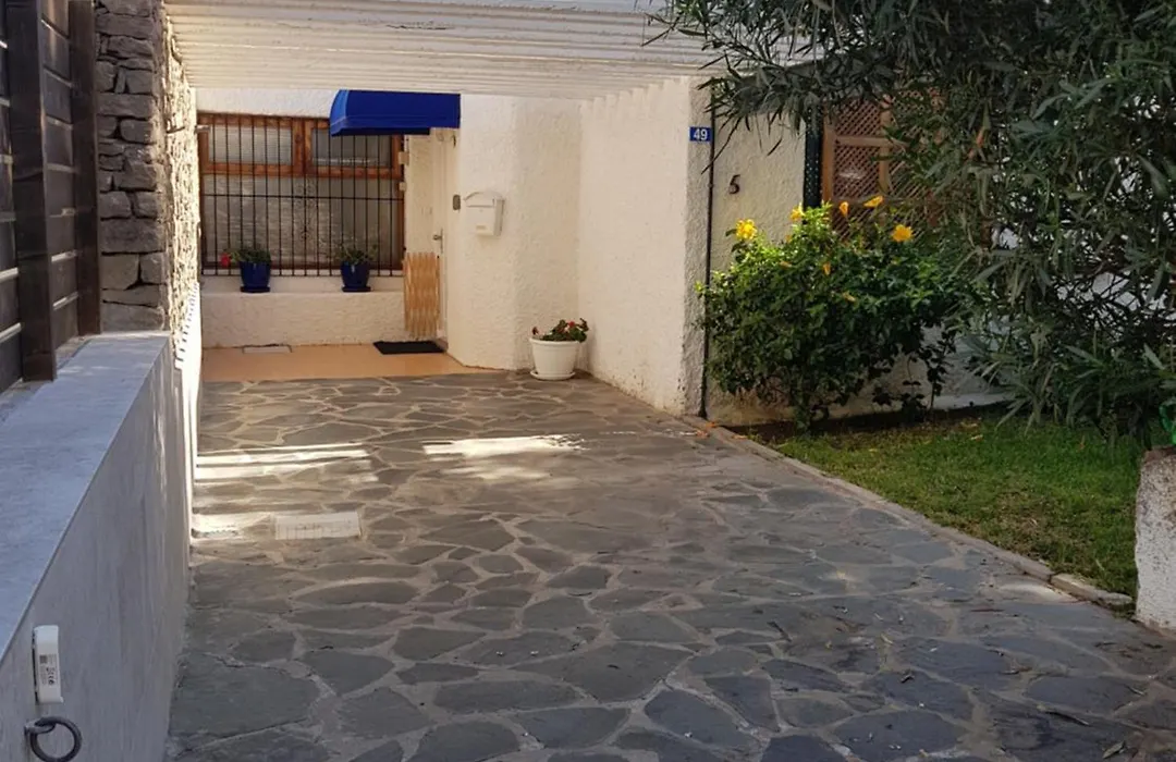 Bonito Bungalow A Pocos Metros De La Playa-1