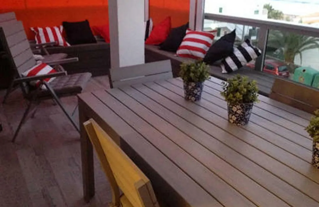 Apartamento En Playa De Las Burras-1