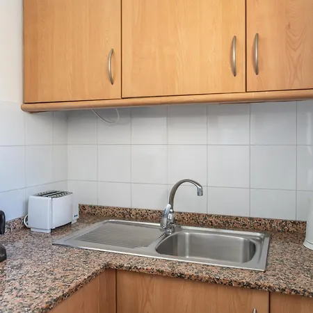 Rt-Apartamentos Guinea-3