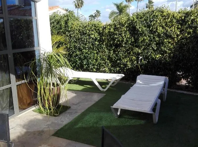 Private Bungalow Near Yumbo 200 Meters From The Beach Playa del Ingles 