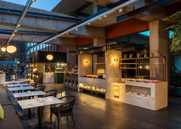 Maspalomas (Gran Canaria) Hotels With Pool