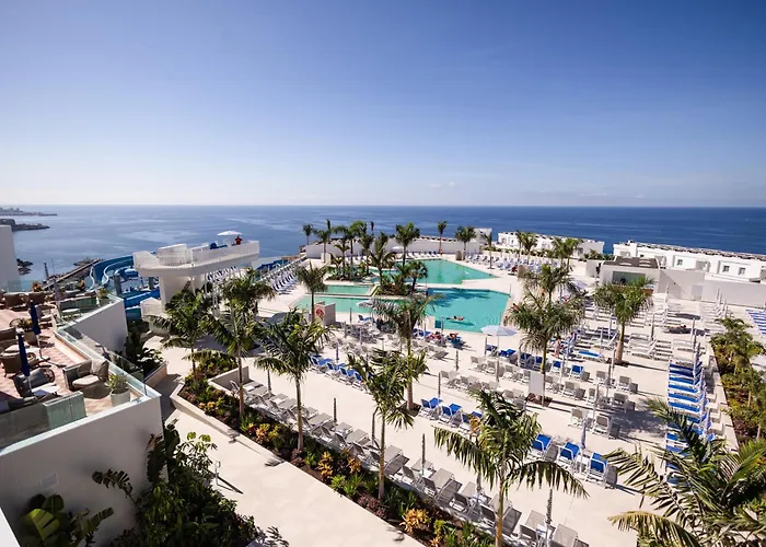 Puerto Rico (Gran Canaria) hotels near Anfi Del Mar Beach