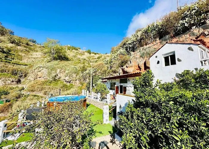 Casa cueva las rosadas&piscina Teror