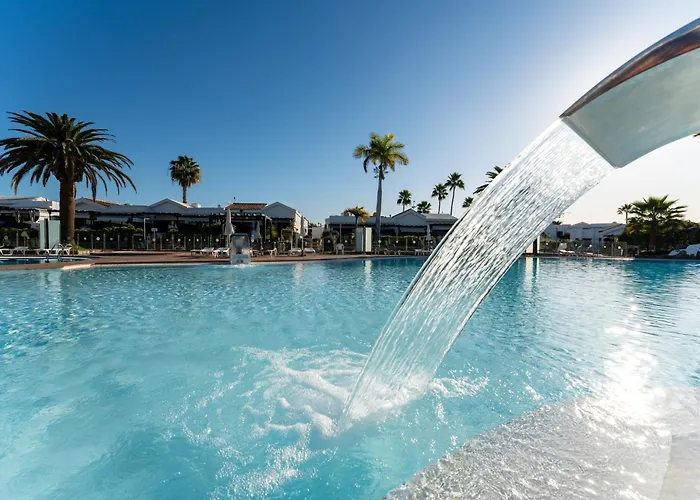 Luxury Poolside Holiday Home Maspalomas 