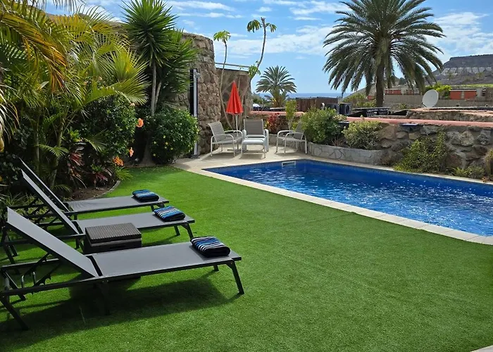Puerto Rico (Gran Canaria) Resorts and Hotels with Waterparks