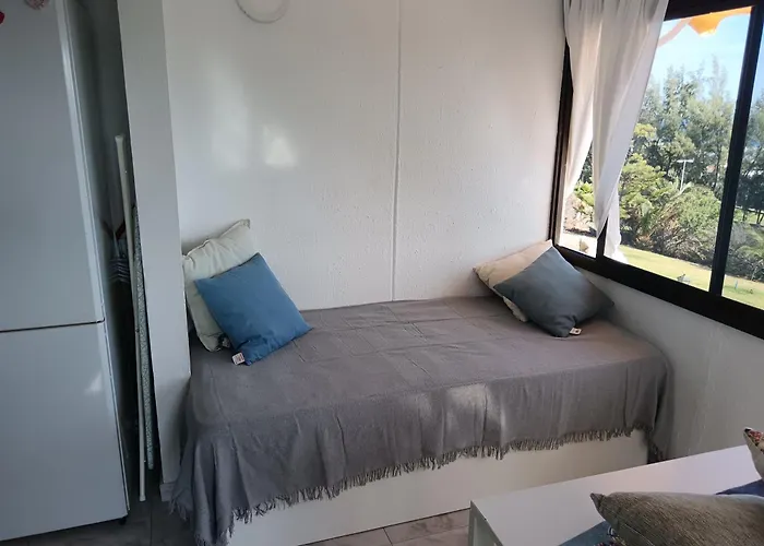 Monte Rojo San Agustin Apartment