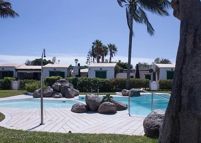 Casa De 5 Dormitorios Y 2 Terrazas Maspalomas  con Piscina